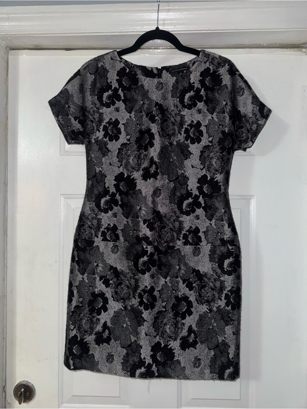 Banana Republic Metallic Floral Cocktail Holiday Party Dress Size 2 - Picture 2 of 10